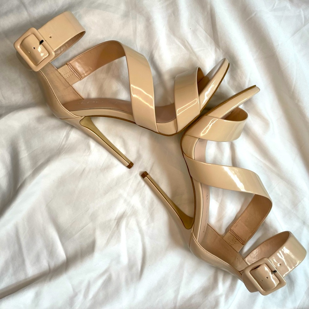 Women’s ALDO DROSA Stiletto, light blush patent leather, size 9